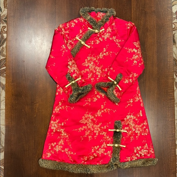 Chinese Traditional Dress Child's Quilted Cheongsam Fur Edged Red Gold Toggles - Picture 2 of 11